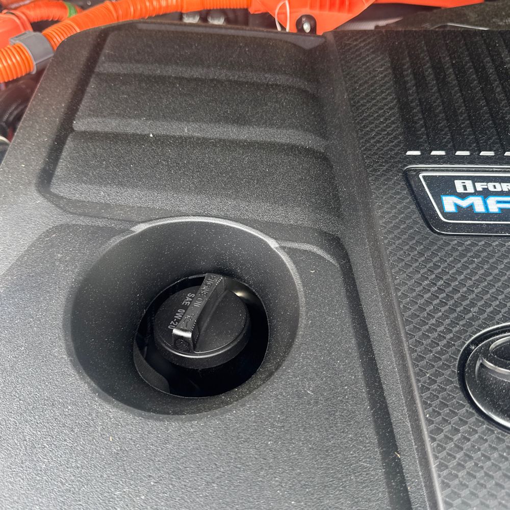 2024 Toyota Tundra Limited HV