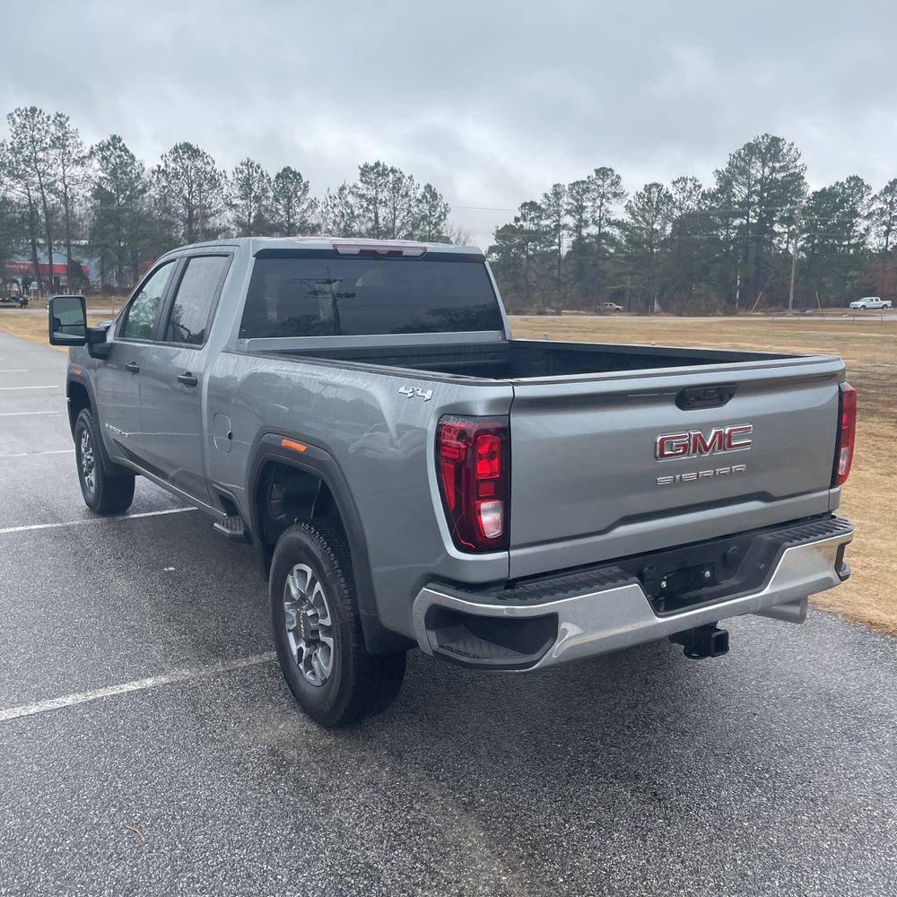 2024 GMC Sierra 3500HD Pro