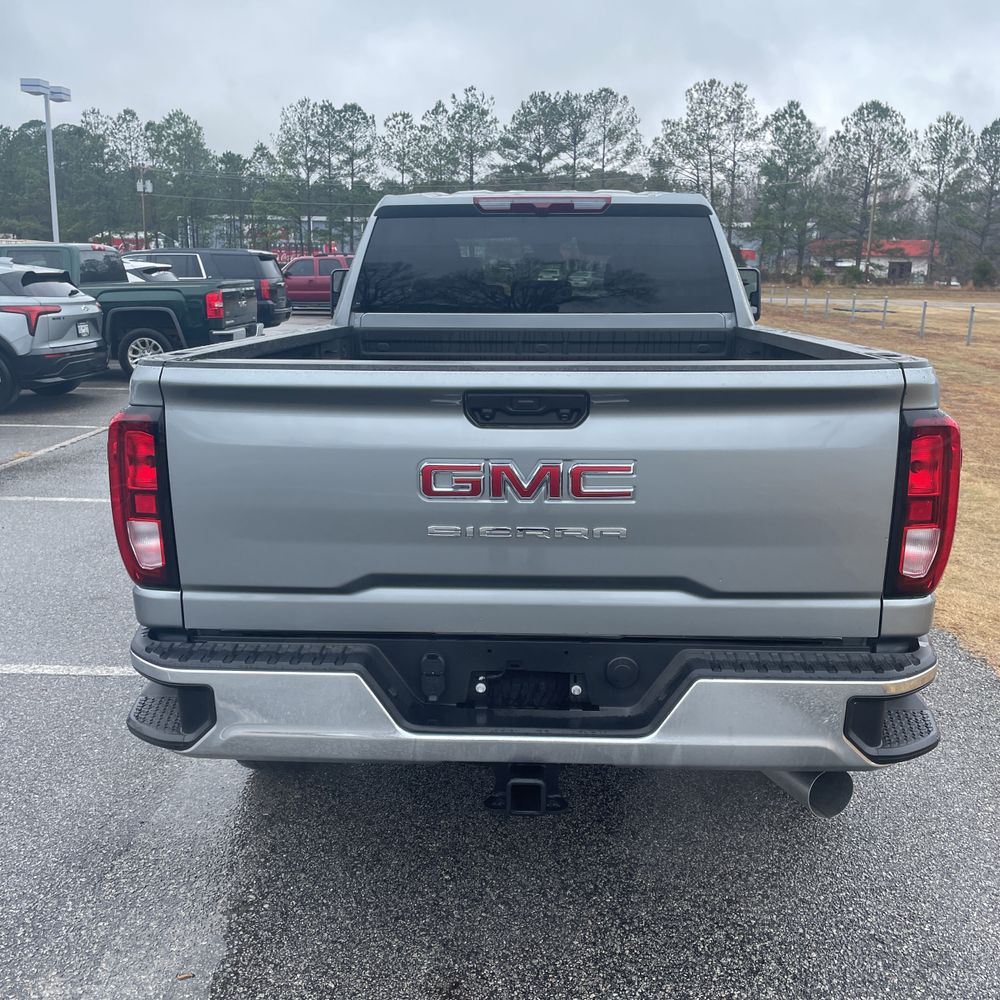 2024 GMC Sierra 3500HD Pro