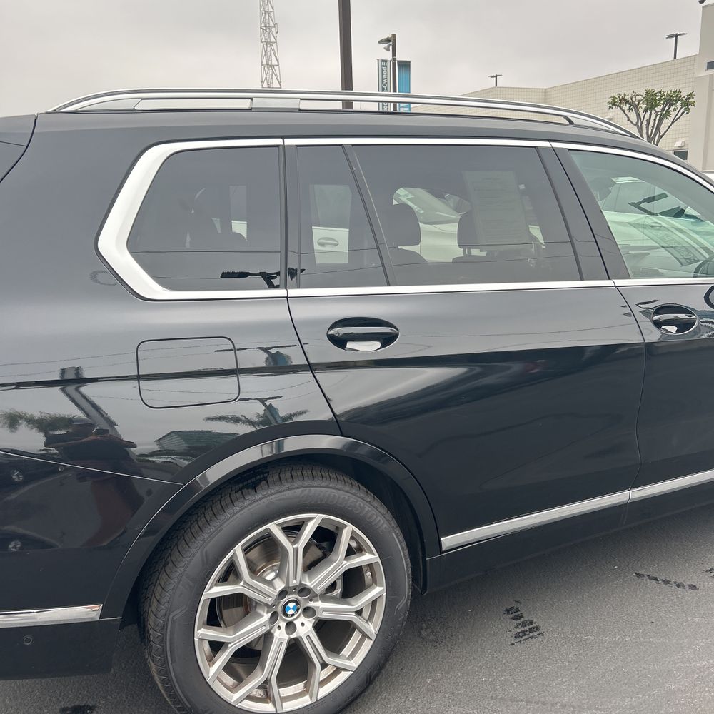 2025 BMW X7 XDrive40i