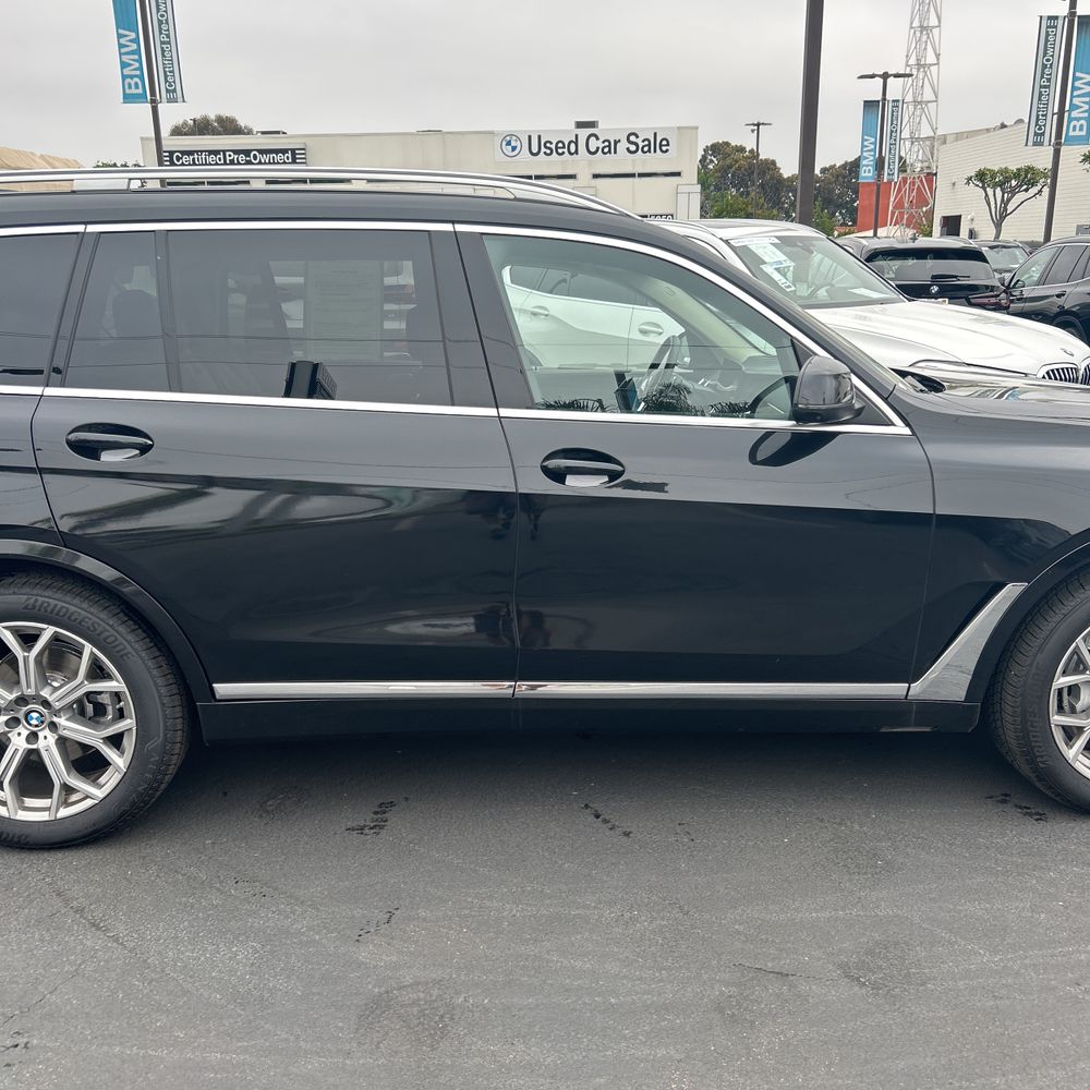 2025 BMW X7 XDrive40i