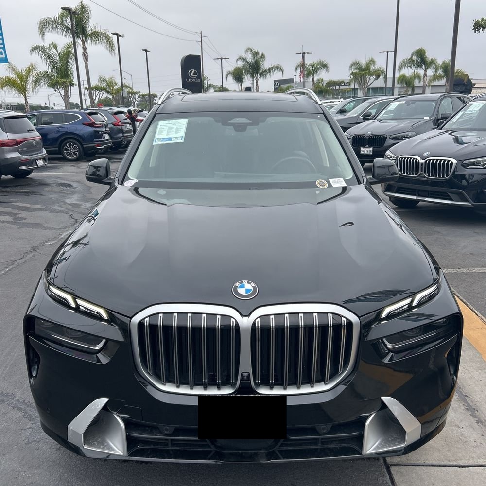 2025 BMW X7 XDrive40i