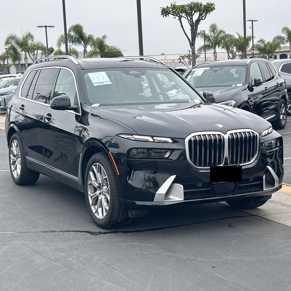 2025 BMW X7 XDrive40i