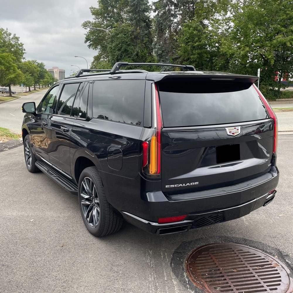 2023 Cadillac Escalade ESV Sport Platinum
