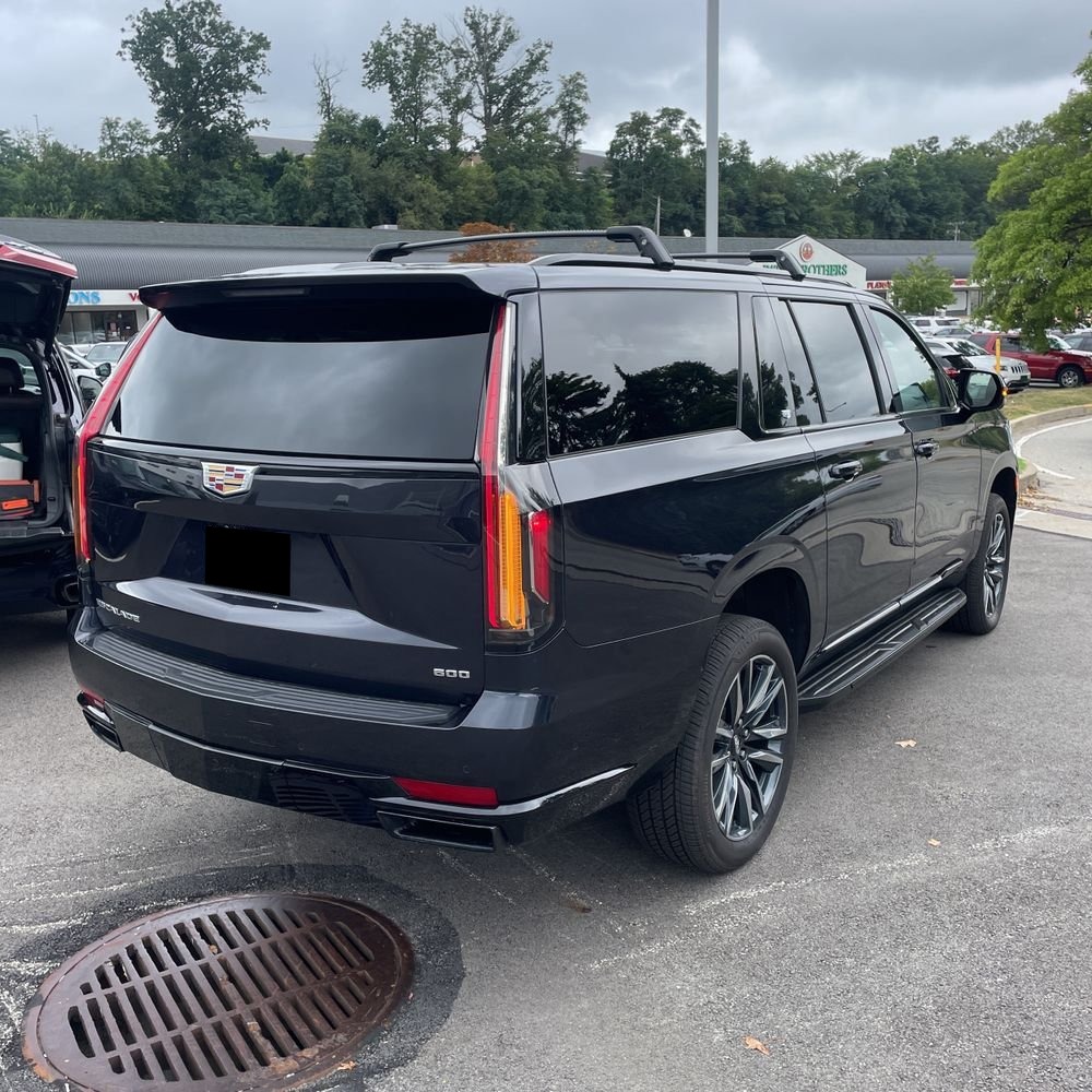 2023 Cadillac Escalade ESV Sport Platinum