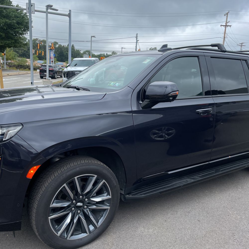 2023 Cadillac Escalade ESV Sport Platinum