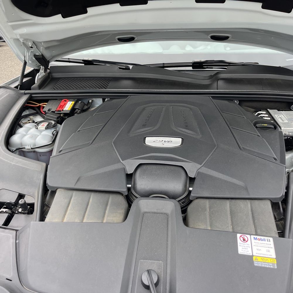 2021 Porsche Cayenne S