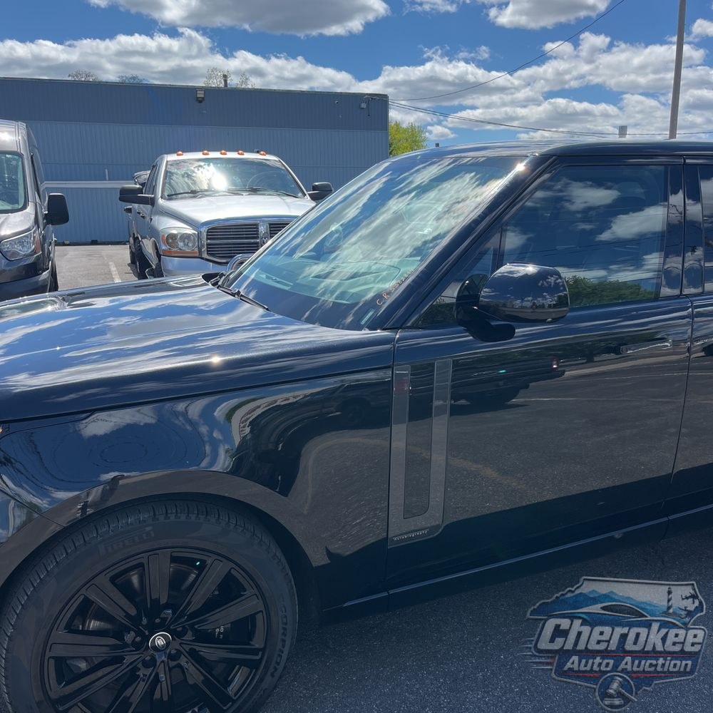 2024 Land Rover Range Rover P550e Autobiography