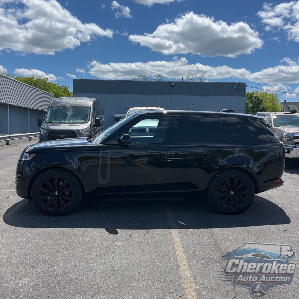 2024 Land Rover Range Rover P550e Autobiography