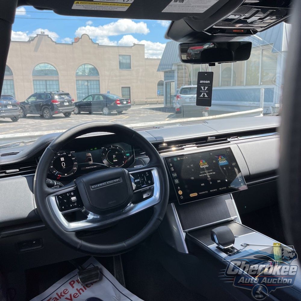 2024 Land Rover Range Rover P550e Autobiography