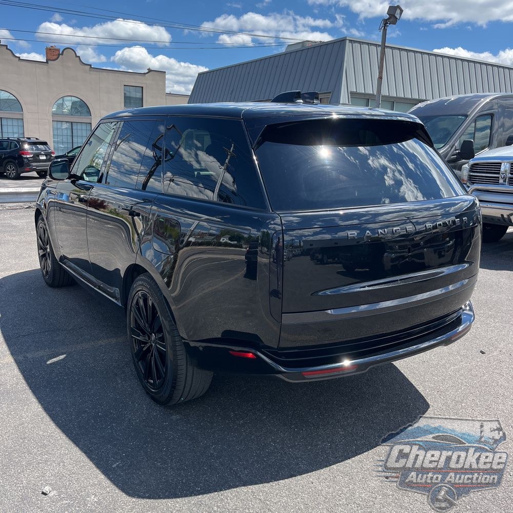 2024 Land Rover Range Rover P550e Autobiography