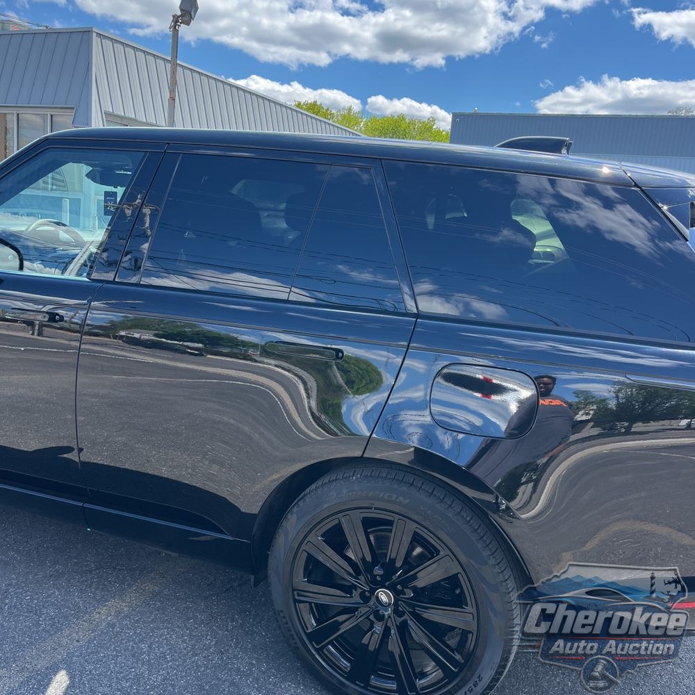 2024 Land Rover Range Rover P550e Autobiography