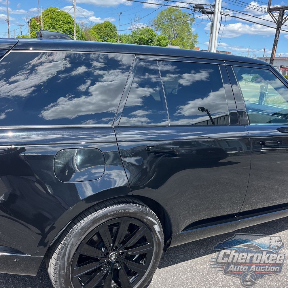 2024 Land Rover Range Rover P550e Autobiography