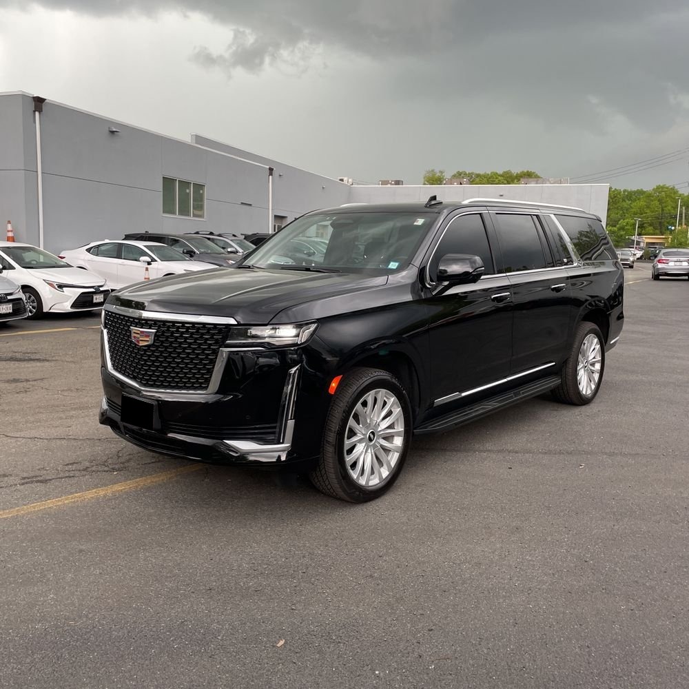 2024 Cadillac Escalade ESV Luxury