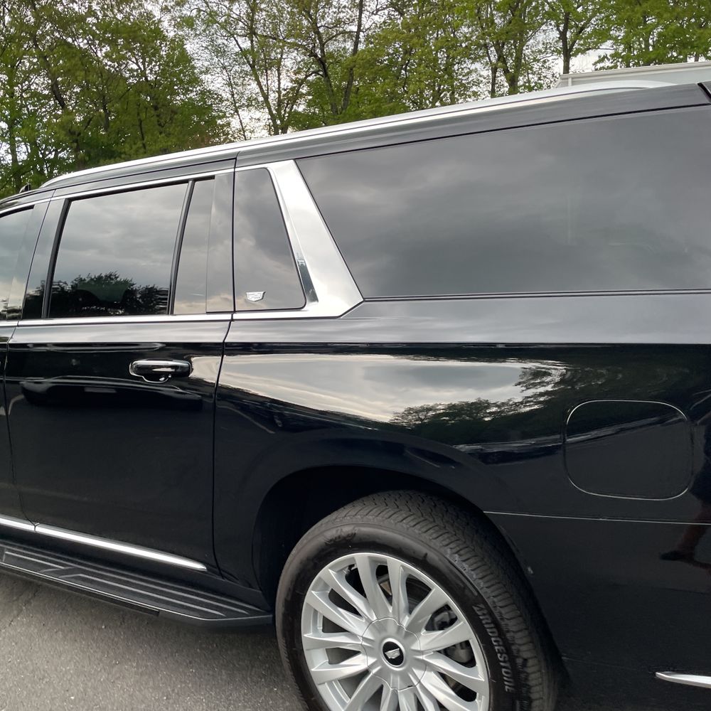 2024 Cadillac Escalade ESV Luxury