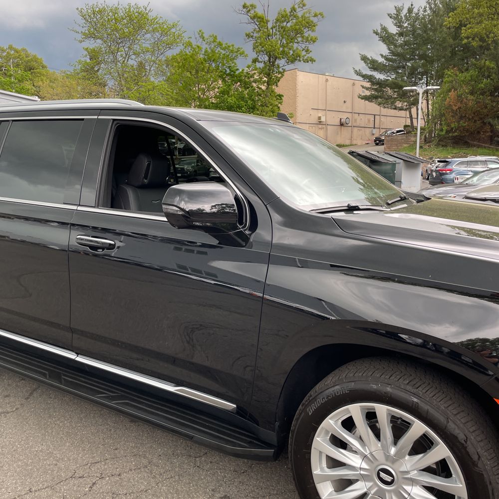 2024 Cadillac Escalade ESV Luxury