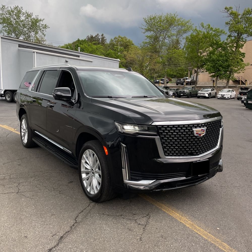 2024 Cadillac Escalade ESV Luxury