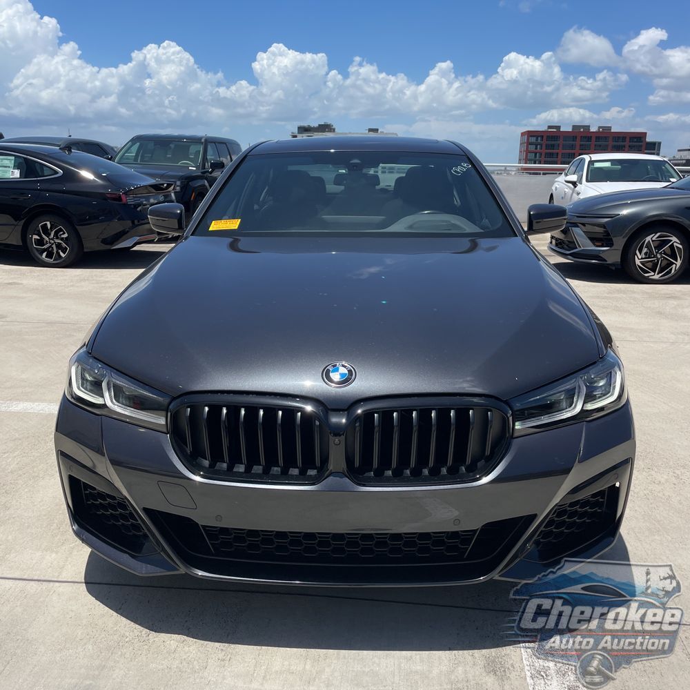 2022 BMW 5-Series M550xi