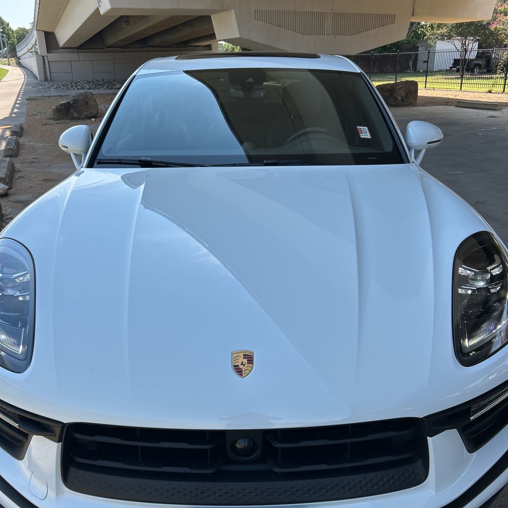2025 Porsche Macan Base