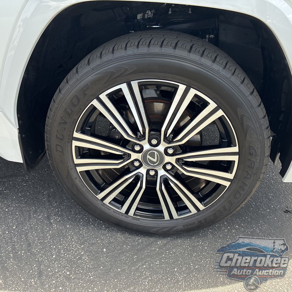 2024 Lexus LX 600 Luxury