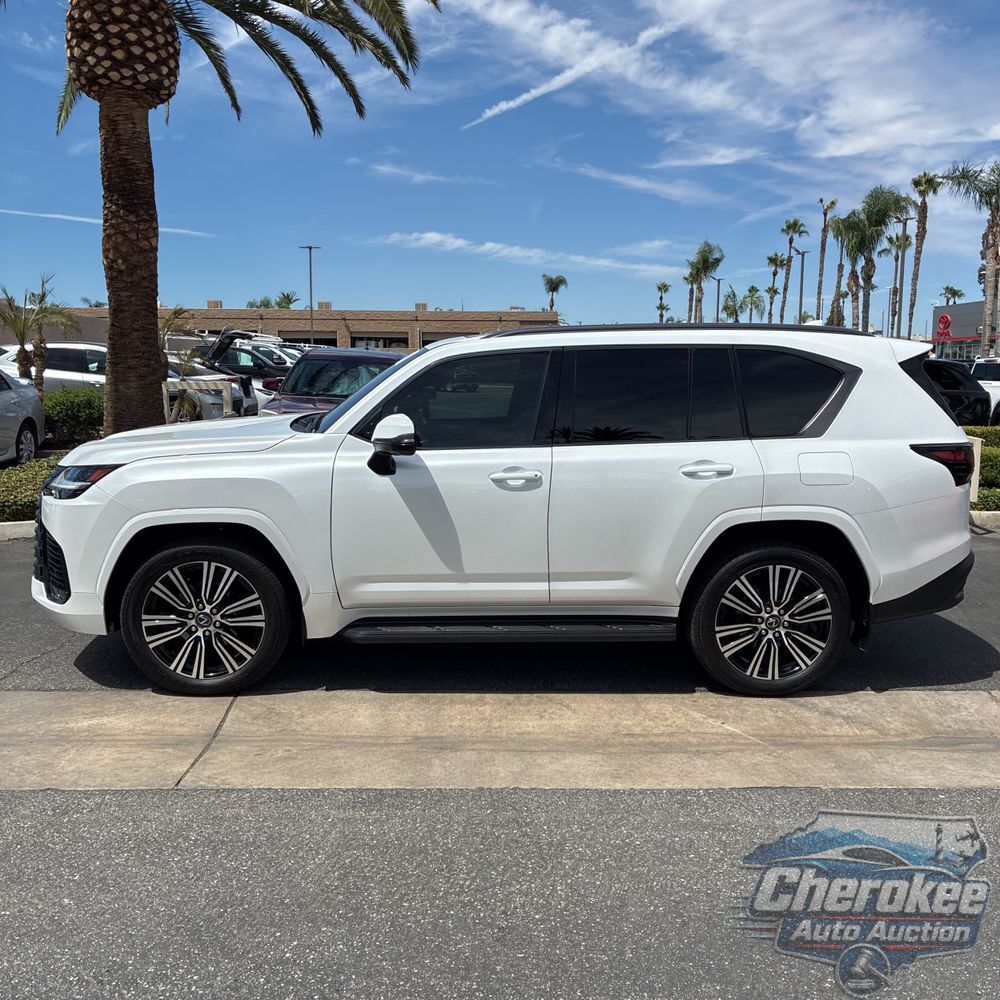 2024 Lexus LX 600 Luxury
