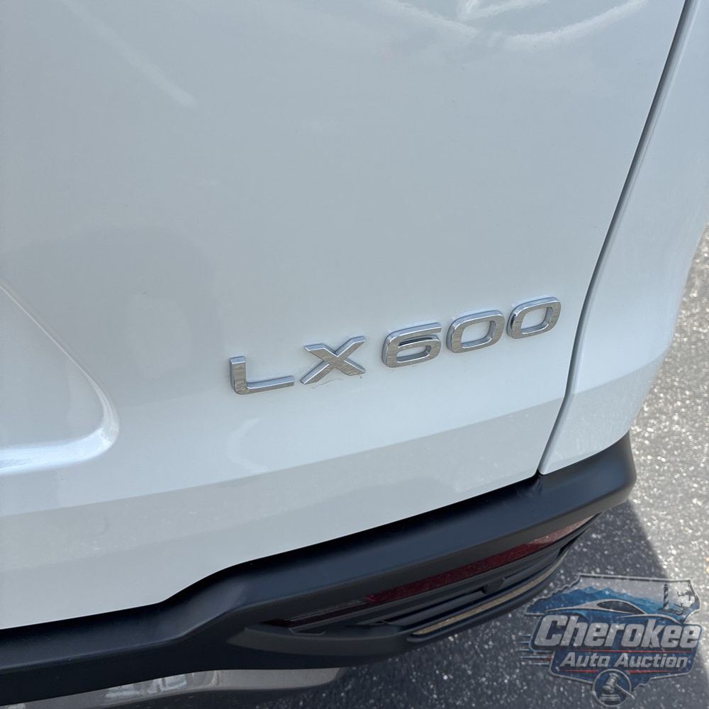 2024 Lexus LX 600 Luxury