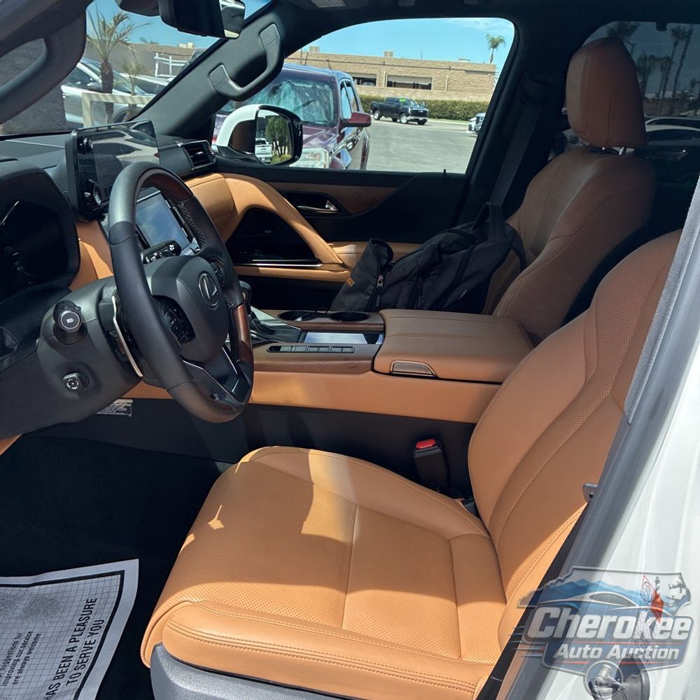 2024 Lexus LX 600 Luxury