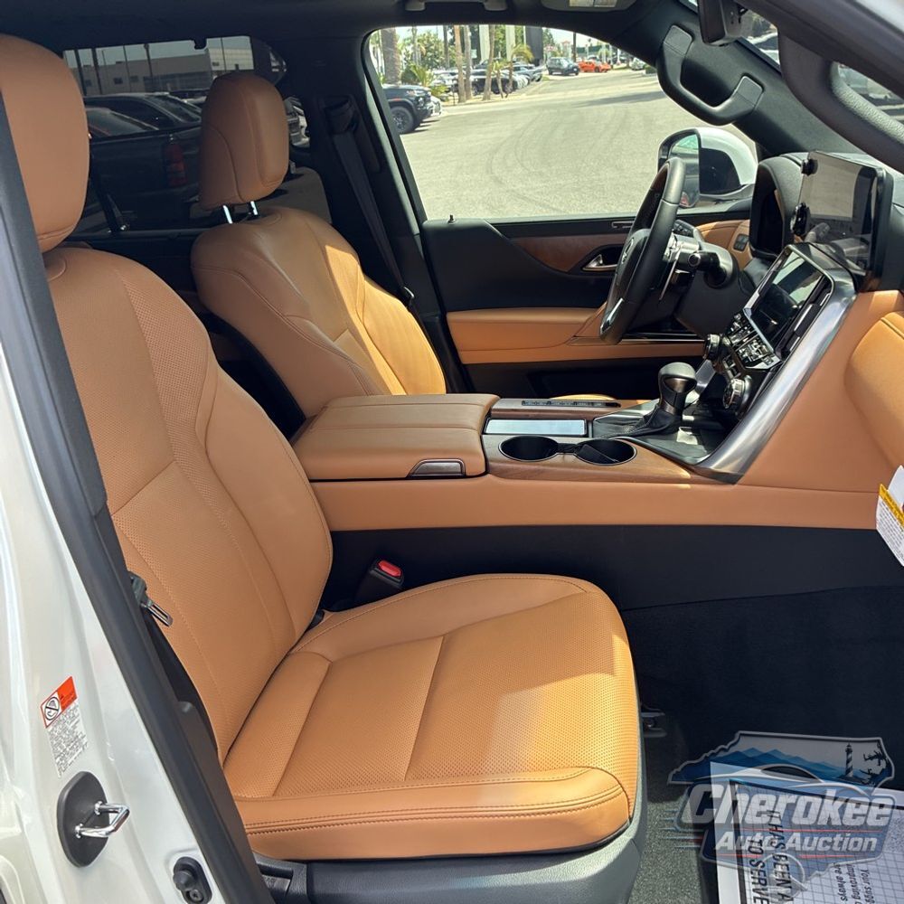 2024 Lexus LX 600 Luxury