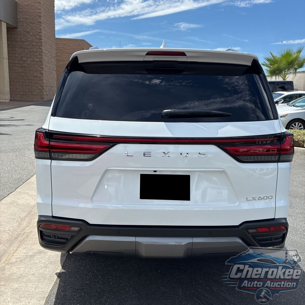 2024 Lexus LX 600 Luxury