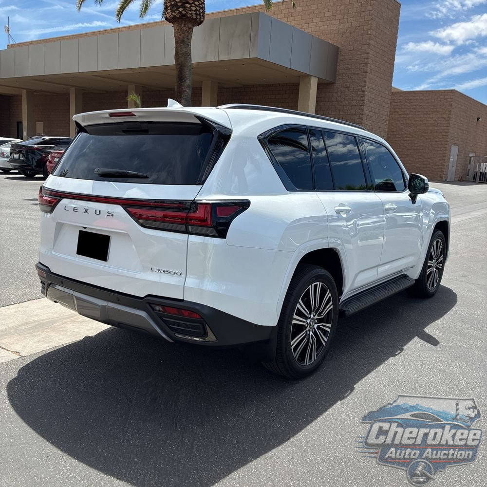 2024 Lexus LX 600 Luxury