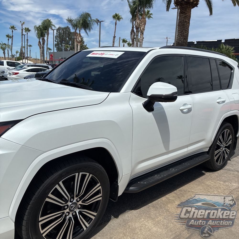 2024 Lexus LX 600 Luxury