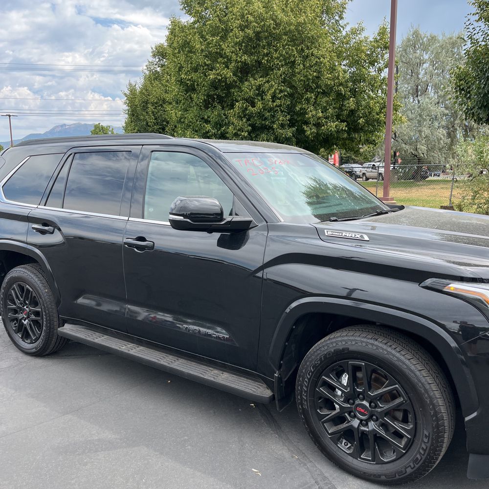 2025 Toyota Sequoia SR5