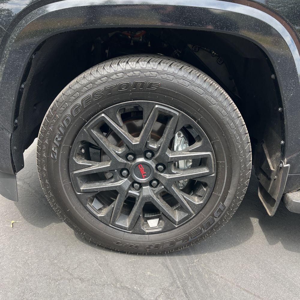 2025 Toyota Sequoia SR5