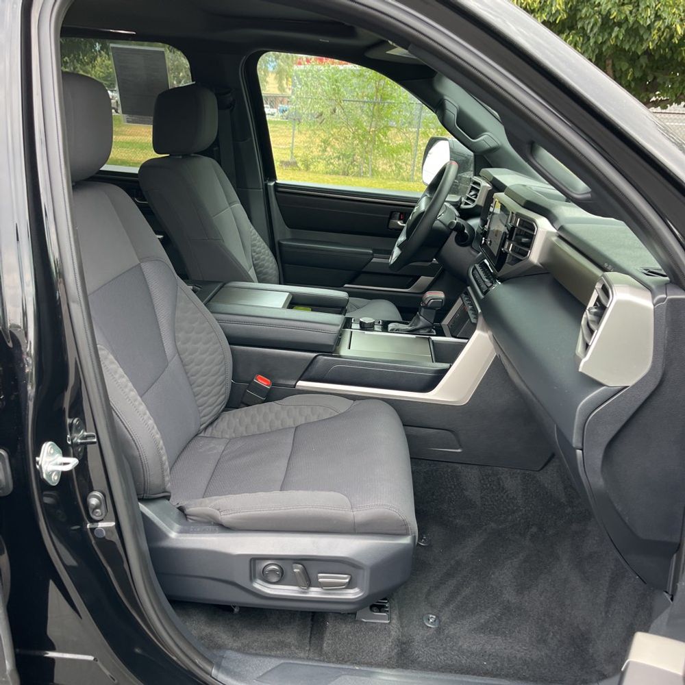 2025 Toyota Sequoia SR5