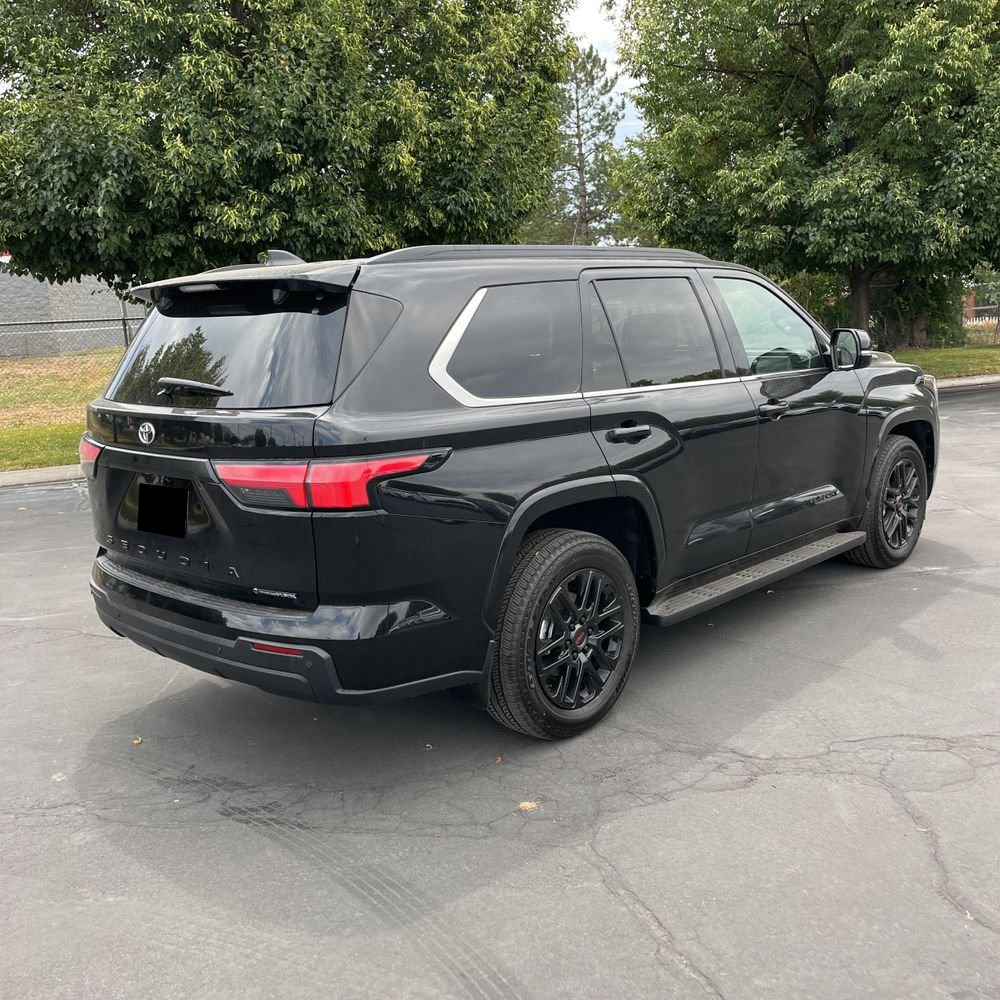 2025 Toyota Sequoia SR5