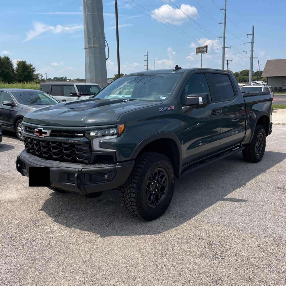 2025 Chevrolet Silverado 1500 ZR2