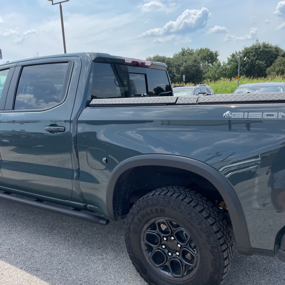 2025 Chevrolet Silverado 1500 ZR2