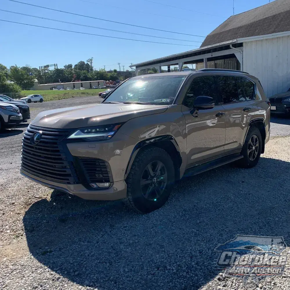 2025 Lexus LX 700h Overtrail