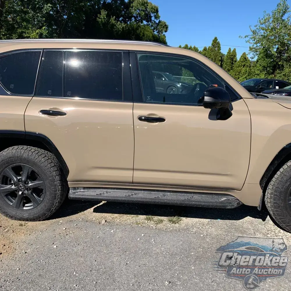 2025 Lexus LX 700h Overtrail