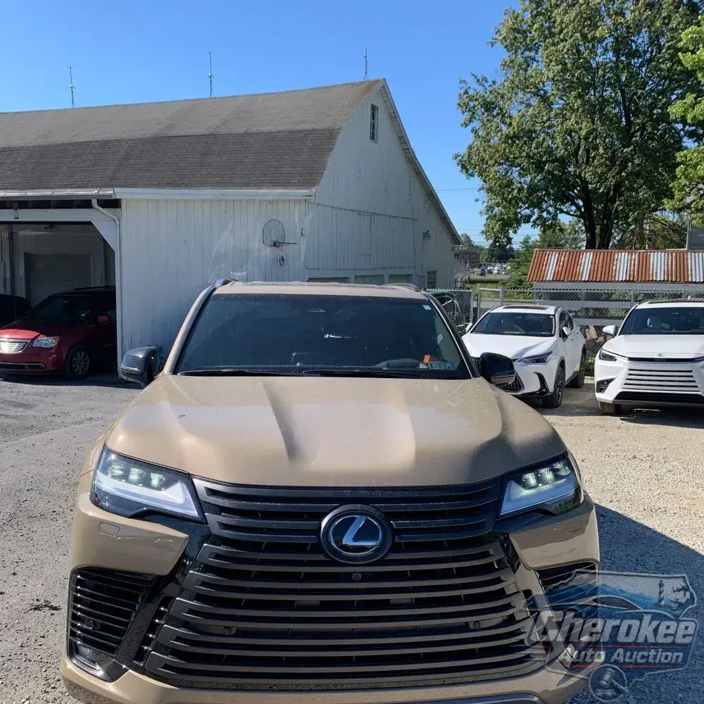 2025 Lexus LX 700h Overtrail