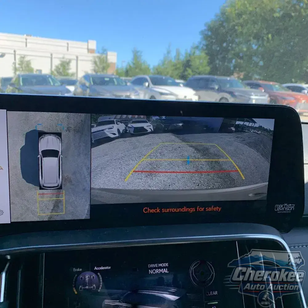 2025 Lexus LX 700h Overtrail