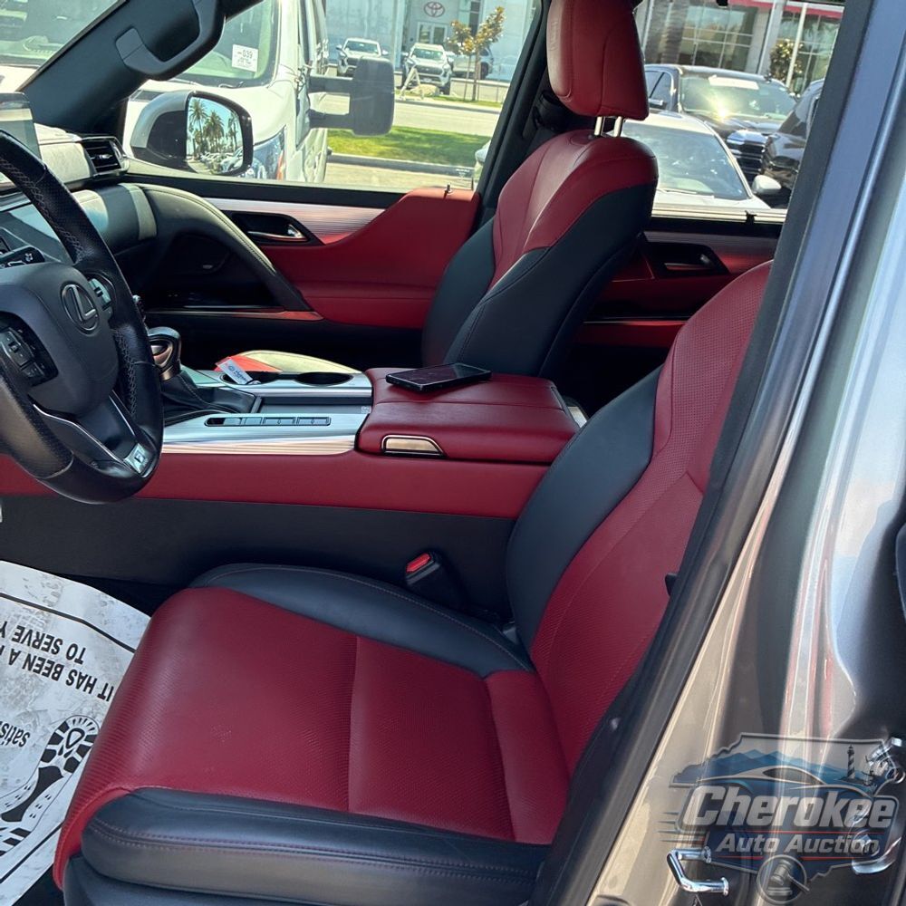 2023 Lexus LX 600 F SPORT Handling