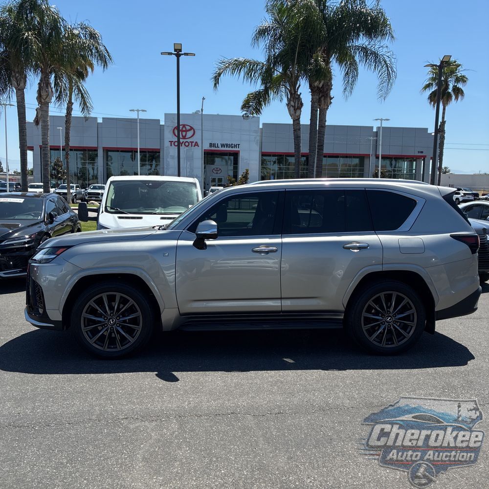 2023 Lexus LX 600 F SPORT Handling
