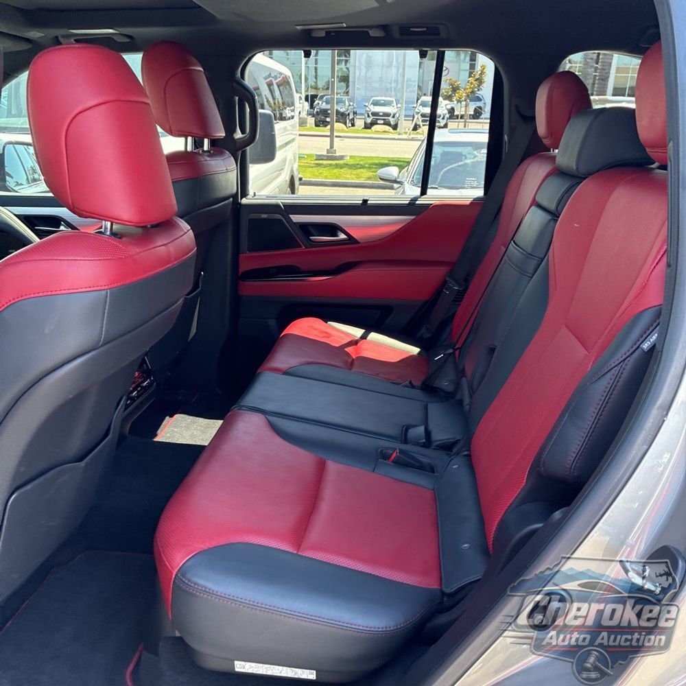 2023 Lexus LX 600 F SPORT Handling
