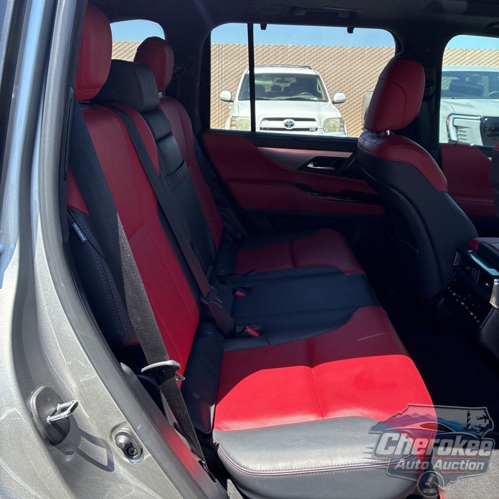 2023 Lexus LX 600 F SPORT Handling