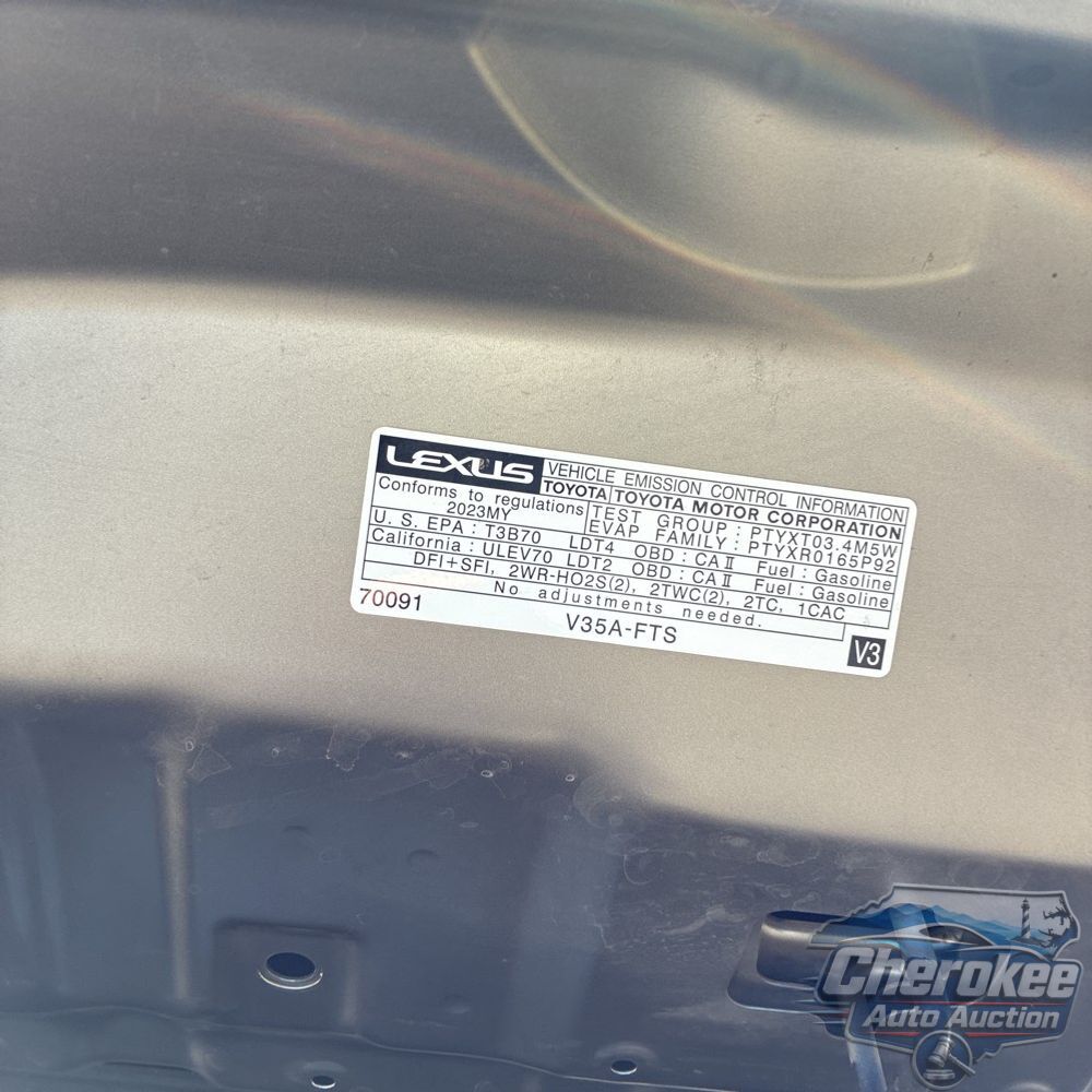 2023 Lexus LX 600 F SPORT Handling