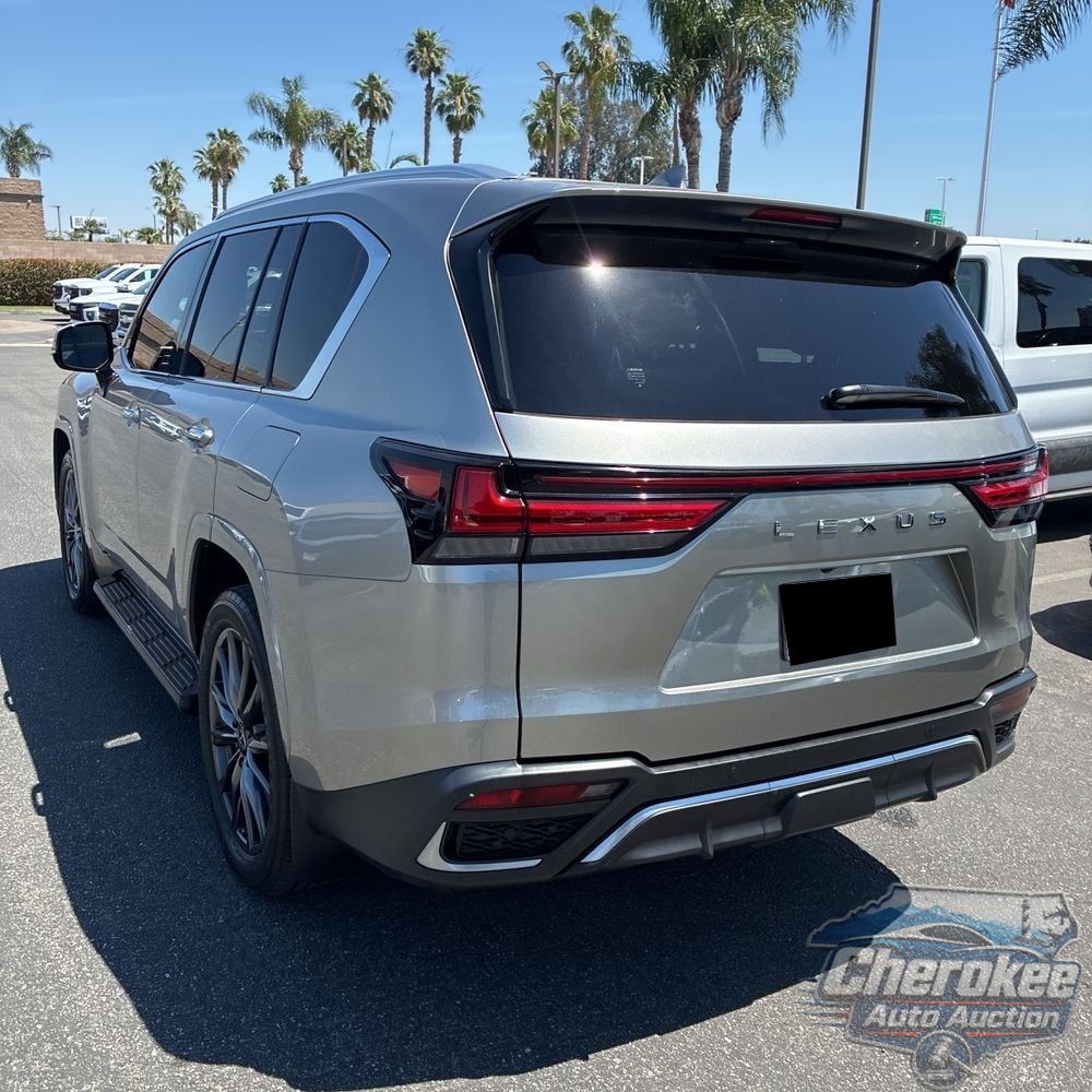 2023 Lexus LX 600 F SPORT Handling