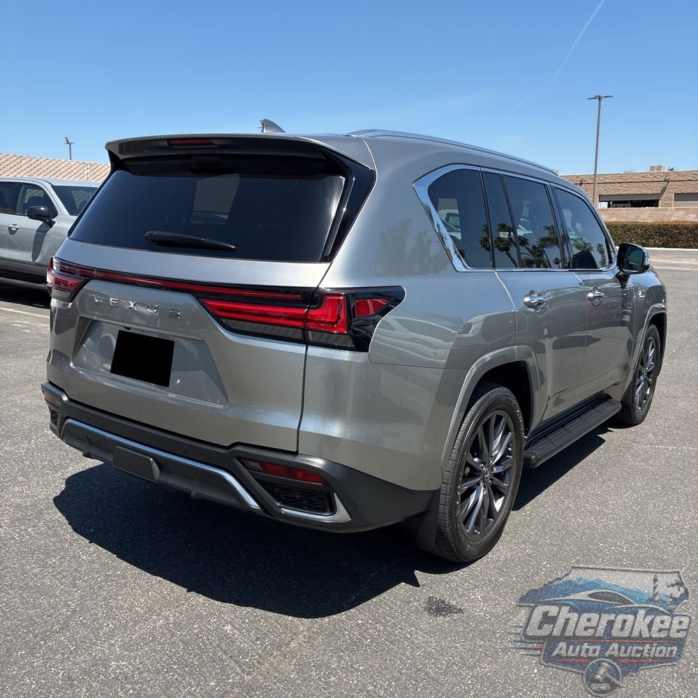 2023 Lexus LX 600 F SPORT Handling