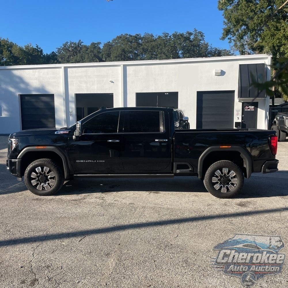 2024 GMC Sierra 2500 Denali