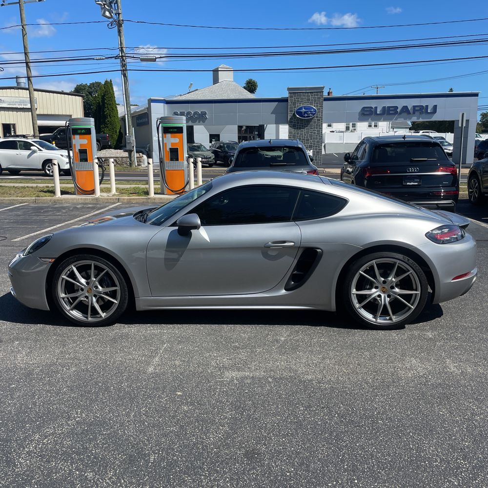 2018 Porsche 718 Cayman Base